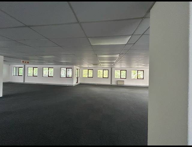 563M² OFFICE TO LET IN RIVONIA